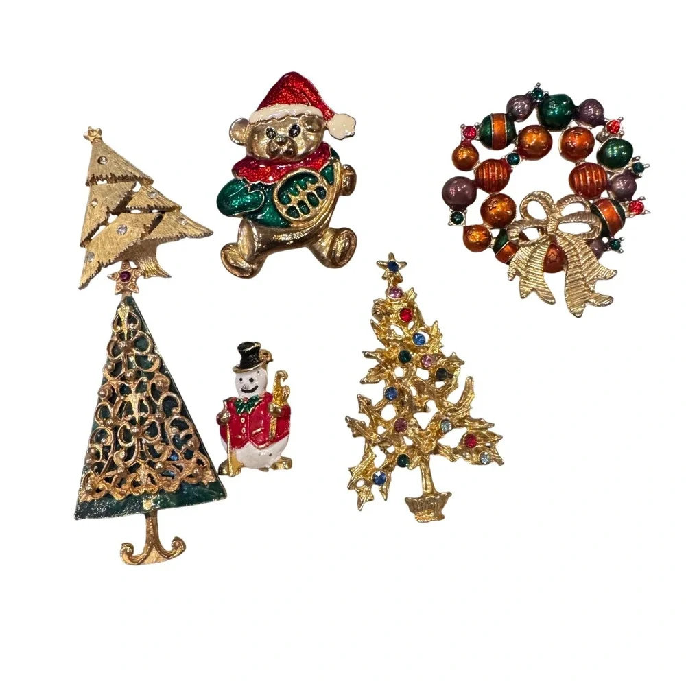 Lot of 6 Christmas Brooches Tree‎ Snowman Bear Wreath Vintage 2 stones missing